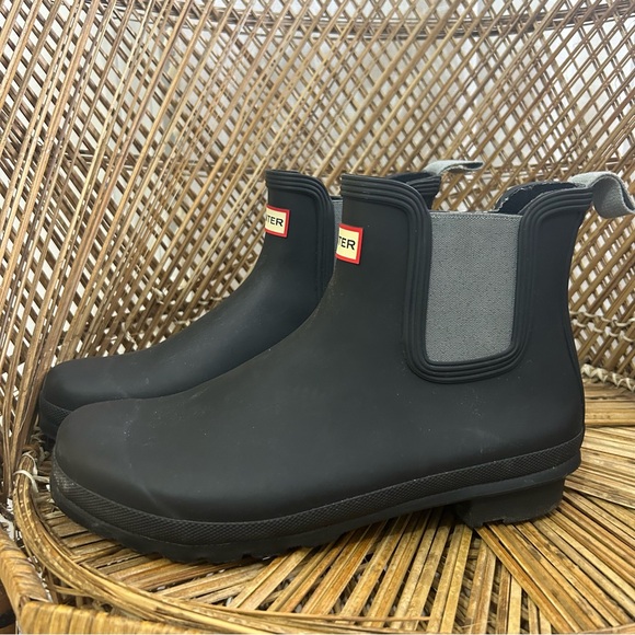 Hunter Chelsea Rain Boots Matte Black Short - Picture 2 of 6